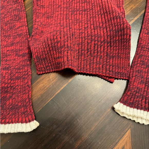 Beautiful Red Celine top with cream colored cuffs. - Picture 3 of 7
